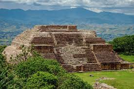 Tour Monte Alban